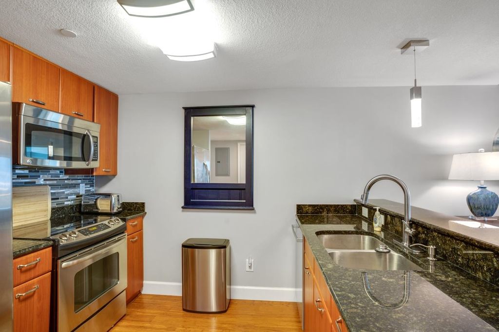 Photo of 300 S Duval Street #511, Tallahassee, FL 32301 (MLS # 387221)