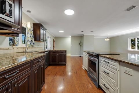 Tiny photo for 807 DEVON Drive, Tallahassee, FL 32308 (MLS # 400162)