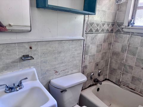 Tiny photo for 1101 ABRAHAM St, Tallahassee, FL 32304 (MLS # 398908)