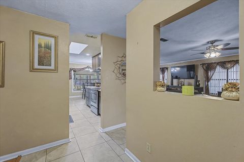 Tiny photo for 3925 Wiggington Road, Tallahassee, FL 32303 (MLS # 395661)