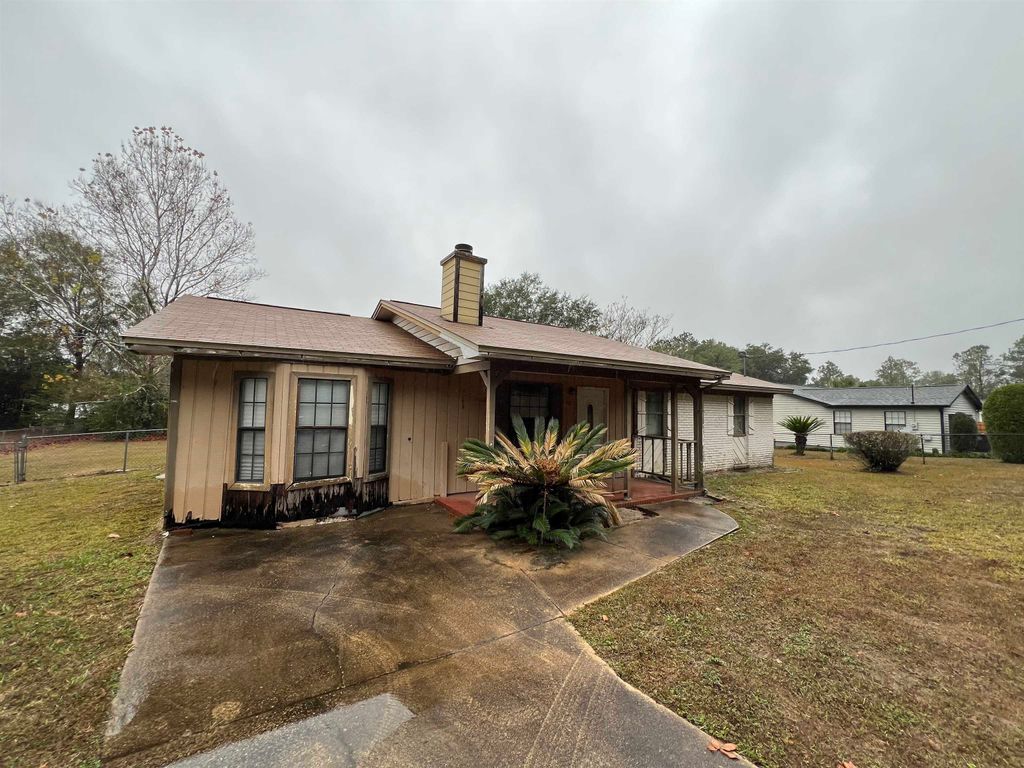 Photo of 7263 OLD BAINBRIDGE Road, Tallahassee, FL 32303 (MLS # 393964)