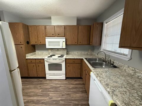 Tiny photo for 258 N Villas Court #A, Tallahassee, FL 32303 (MLS # 393190)