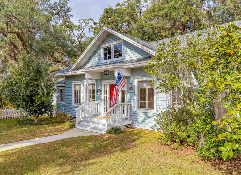 Photo of 1439 Broome Street, Tallahassee, FL 32301 (MLS # 394339)