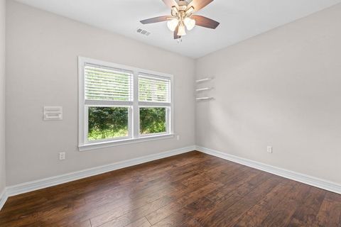 Tiny photo for 3493 Cedarwood Trail, Tallahassee, FL 32312 (MLS # 391233)