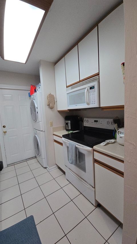 Tiny photo for 812-8 W CAROLINA Street, Tallahassee, FL 32304 (MLS # 395595)