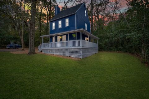 A home in TALLAHASSEE