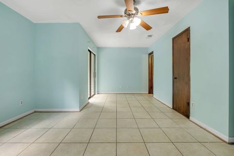 Tiny photo for 1208 Cross Creek Way #1, Tallahassee, FL 32301 (MLS # 389257)