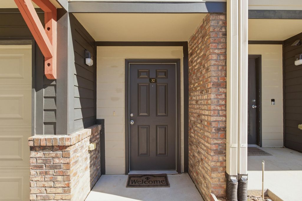 Photo of 741 White Drive #32, Tallahassee, FL 32304 (MLS # 393268)