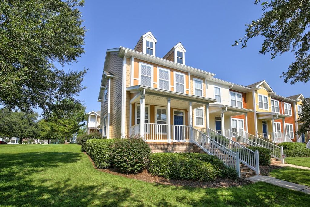 Photo of 4150 FOUR OAKS BOULEVARD Blvd, Tallahassee, FL 32311 (MLS # 393932)