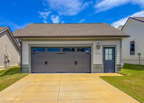 Tiny photo for 3026 Gentilly Street, Tallahassee, FL 32312 (MLS # 392266)