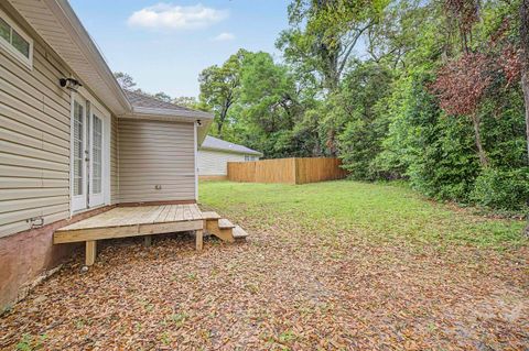 Tiny photo for 2908 Briar Court, Tallahassee, FL 32308 (MLS # 397900)