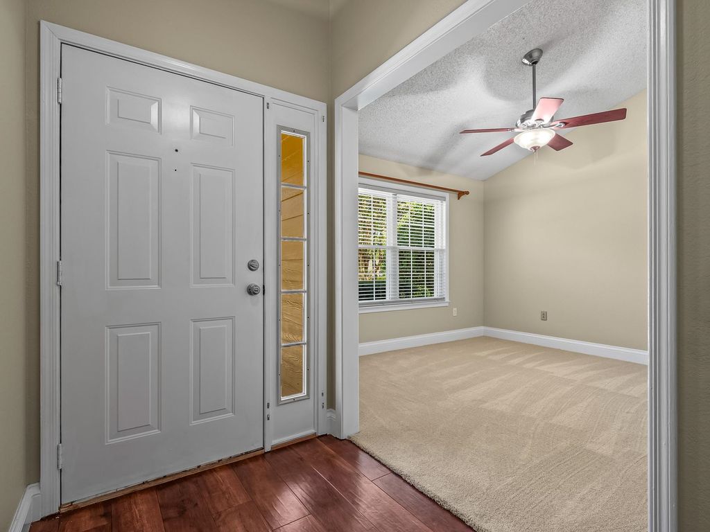 Photo of 163 Sugar Plum Drive, Tallahassee, FL 32312 (MLS # 394005)