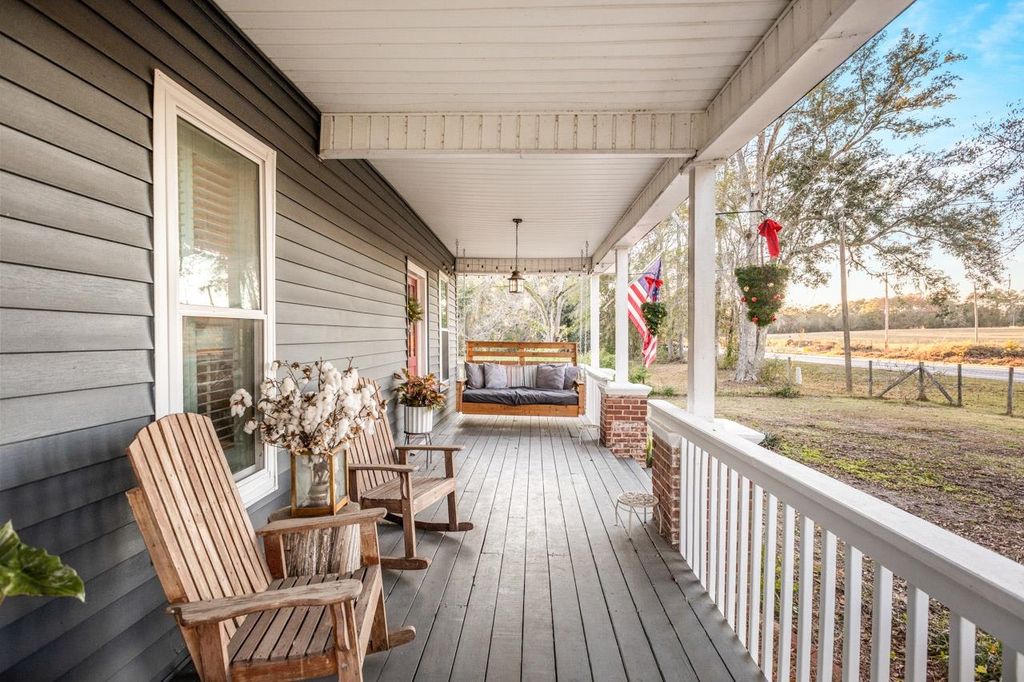 Photo of 864 Ashville Highway, Monticello, FL 32344 (MLS # 394272)