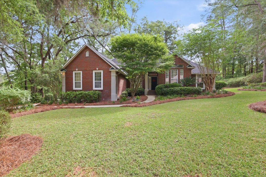 Photo of 2760 W Hannon Hill Drive, Tallahassee, FL 32309 (MLS # 399371)