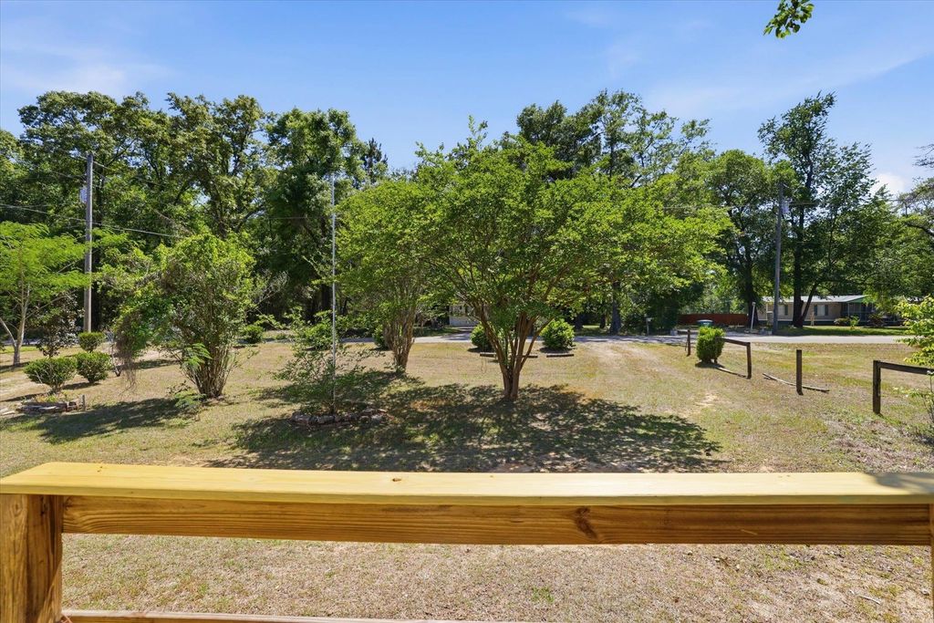Photo of 560 MCNAIR Road, Havana, FL 32333 (MLS # 398845)