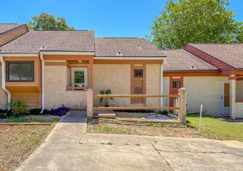 Tiny photo for 2403 Manzanita Court, Tallahassee, FL 32303 (MLS # 398356)