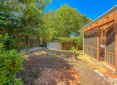 Tiny photo for 2403 Manzanita Court, Tallahassee, FL 32303 (MLS # 398356)