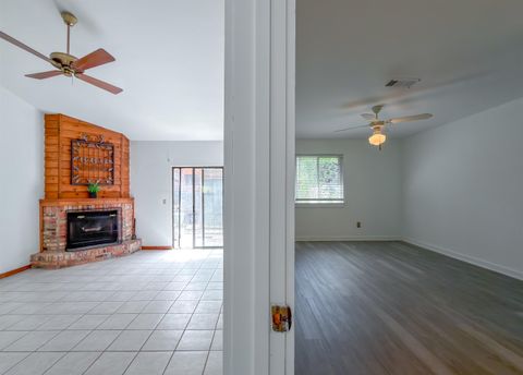Tiny photo for 2403 Manzanita Court, Tallahassee, FL 32303 (MLS # 398356)