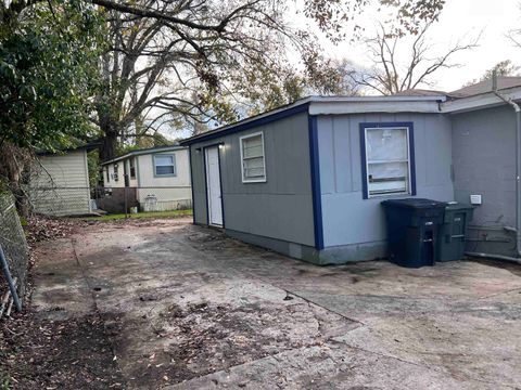 Tiny photo for 2001 Daisy Street, Tallahassee, FL 32310 (MLS # 391901)