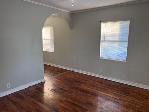 Tiny photo for 2001 Daisy Street, Tallahassee, FL 32310 (MLS # 391901)