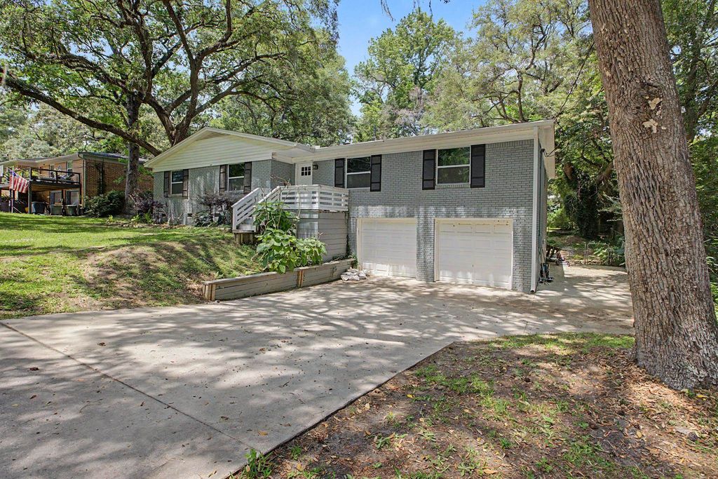 Photo of 3708 Randall Street, Tallahassee, FL 32309 (MLS # 400251)