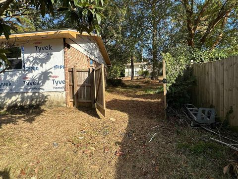 Tiny photo for 1944 Lawson Road, Tallahassee, FL 32308 (MLS # 393869)