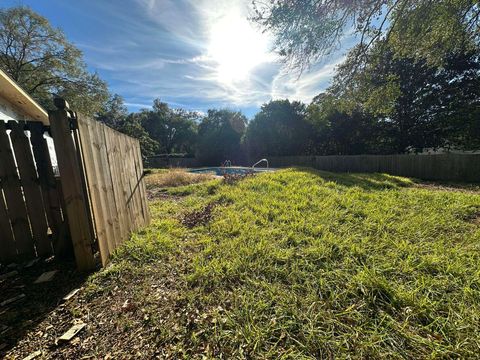 Tiny photo for 1944 Lawson Road, Tallahassee, FL 32308 (MLS # 393869)