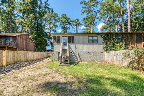 A home in TALLAHASSEE