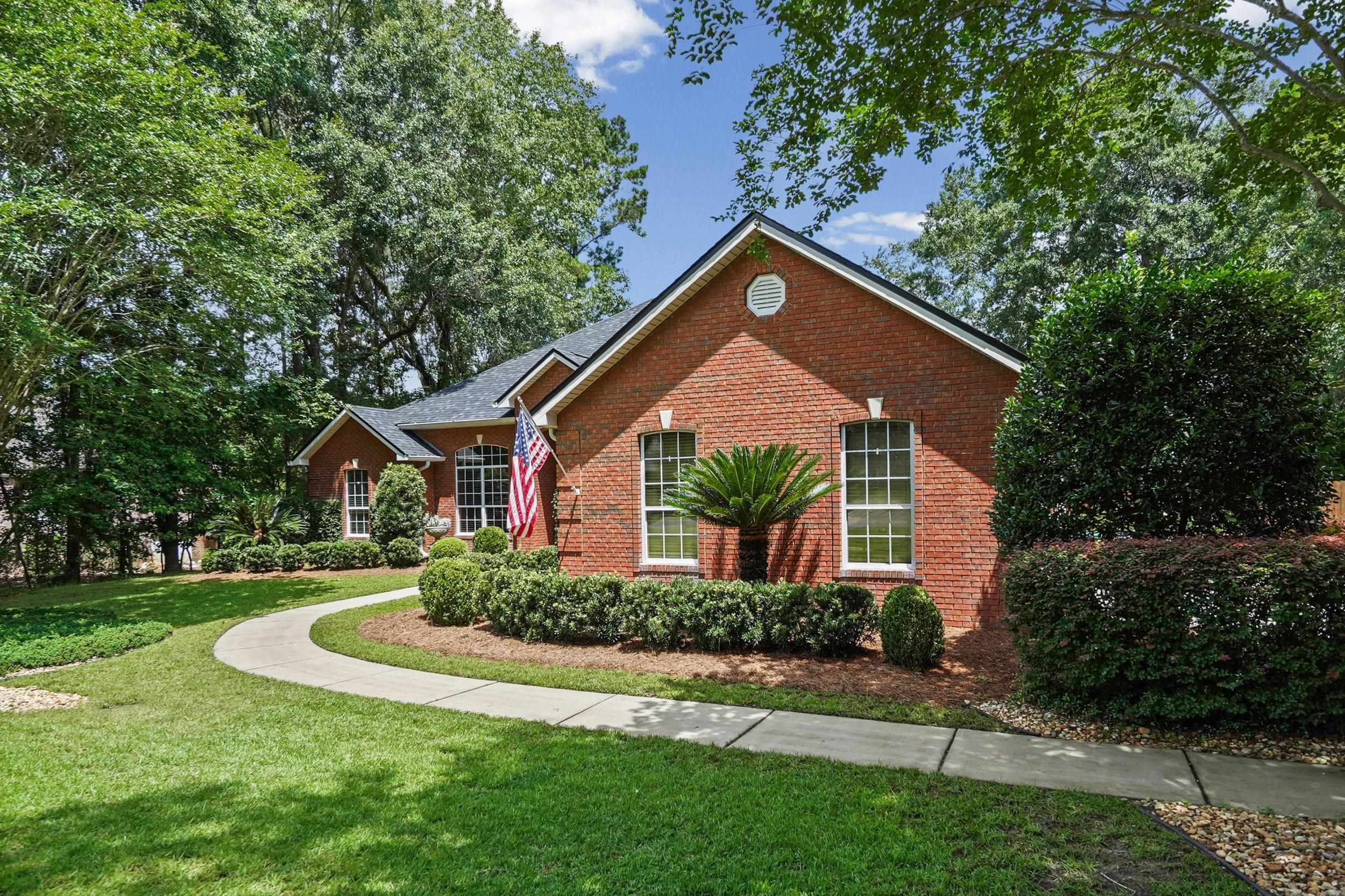 2709 Wharton Circle