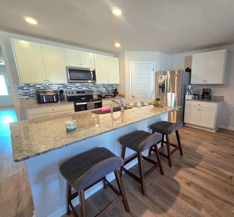 Tiny photo for 1964 Catbird Trail, Tallahassee, FL 32311 (MLS # 401776)