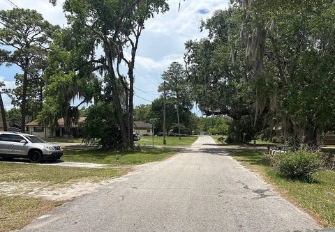 Tiny photo for 517 NW 26th Street, Ocala, FL 34475 (MLS # 402089)
