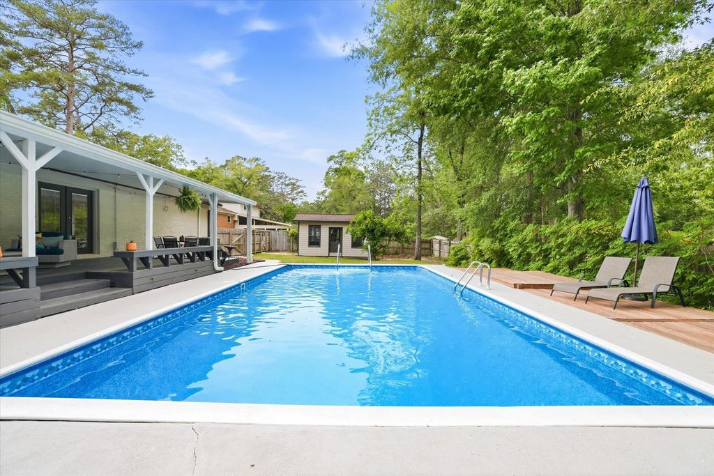 Photo of 3716 SUFFOLK Drive, Tallahassee, FL 32309 (MLS # 398948)