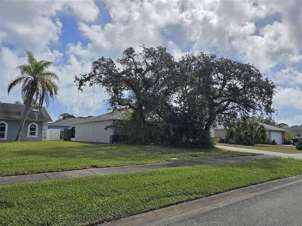 Photo of 5442 Landis Avenue, Other Florida, FL 32127 (MLS # 397699)