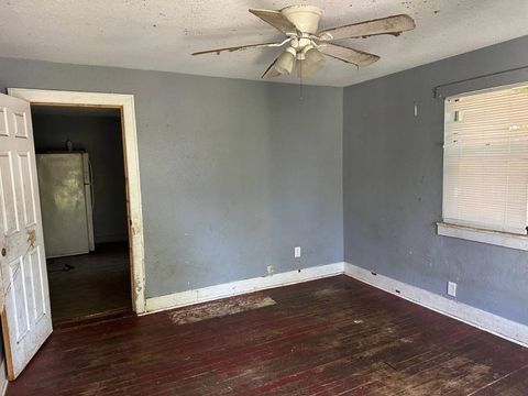 Tiny photo for 716 Dover Street, Tallahassee, FL 32304 (MLS # 399110)
