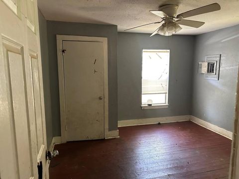 Tiny photo for 716 Dover Street, Tallahassee, FL 32304 (MLS # 399110)