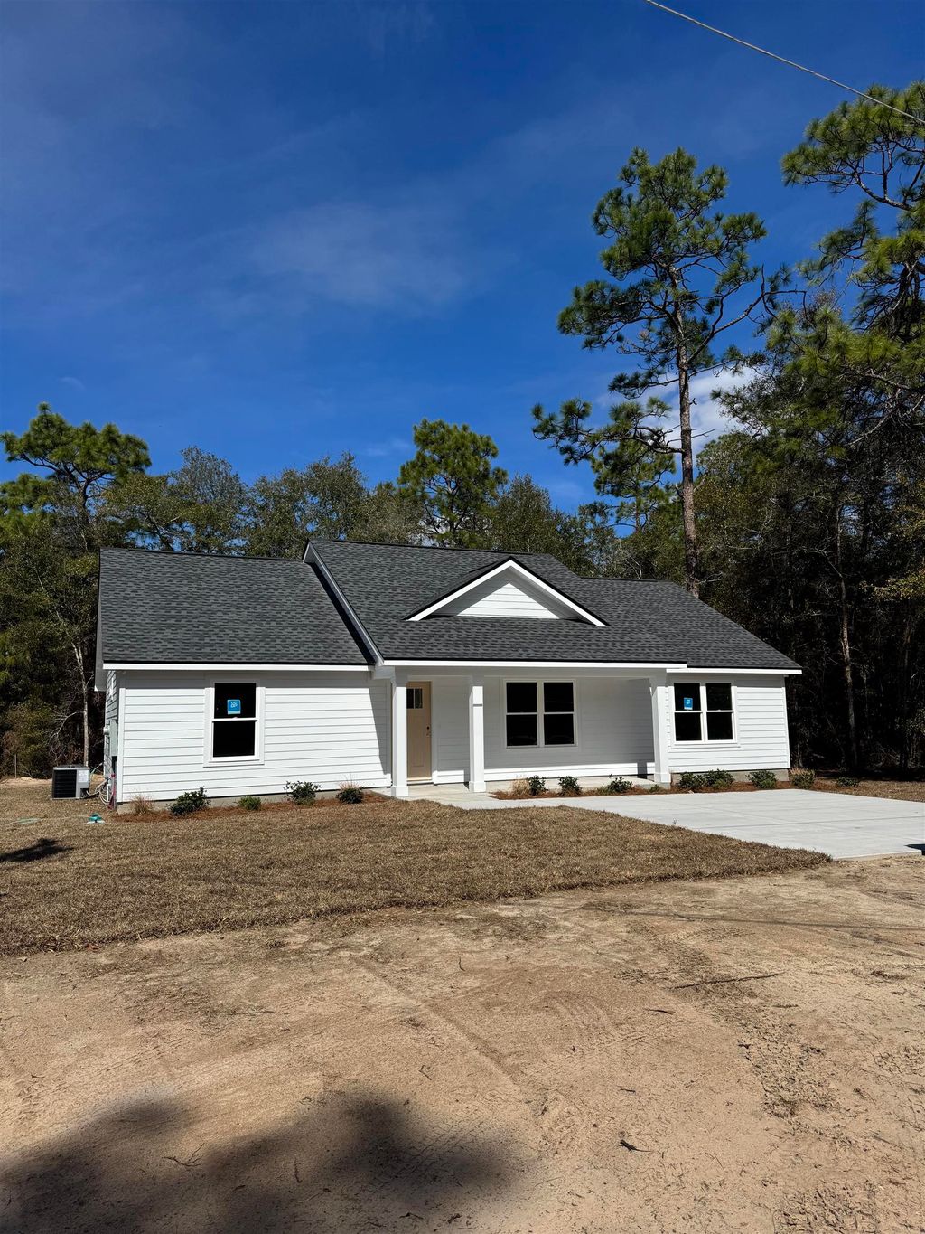 Photo of 125 Eastgate Way, Crawfordville, FL 32327 (MLS # 396300)