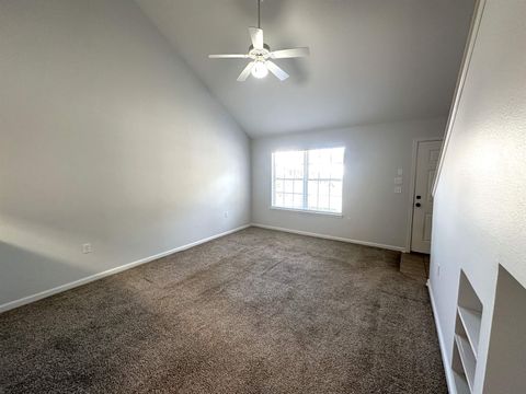 Tiny photo for 2738 W Tharpe Street #806, Tallahassee, FL 32303 (MLS # 395956)