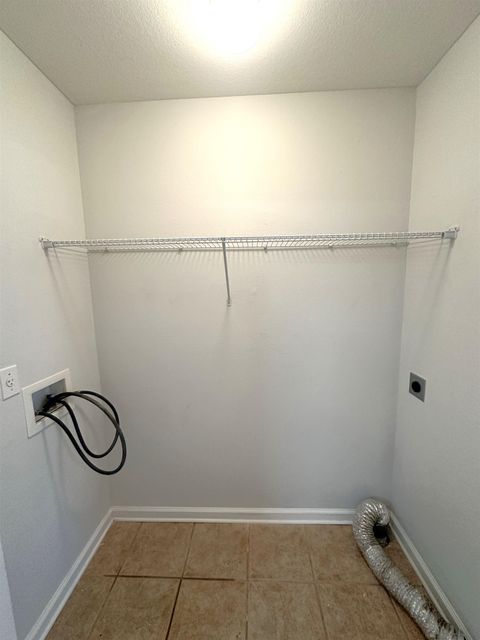 Tiny photo for 2738 W Tharpe Street #806, Tallahassee, FL 32303 (MLS # 395956)