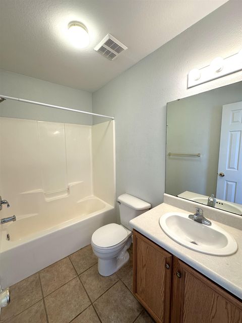 Tiny photo for 2738 W Tharpe Street #806, Tallahassee, FL 32303 (MLS # 395956)