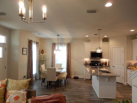 Tiny photo for 2886 Fontana Street, Tallahassee, FL 32308 (MLS # 393879)