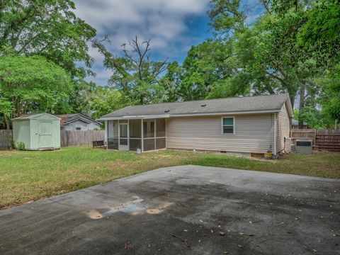 Tiny photo for 815 Peggy Drive, Tallahassee, FL 32305 (MLS # 399242)