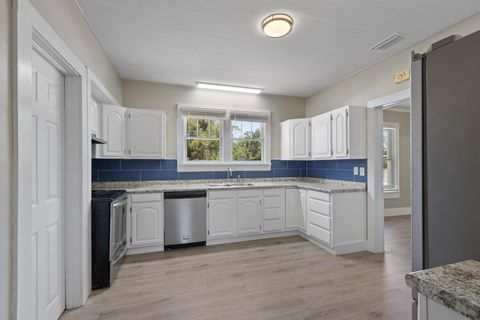 Tiny photo for 1997 N Us 221, Perry, FL 32347 (MLS # 399511)