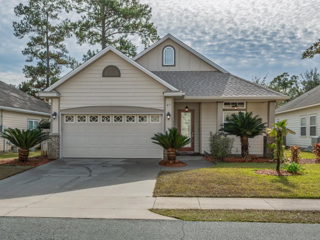 Photo of 27 TUSCANY TRCE Trce, Crawfordville, FL 32327 (MLS # 394266)