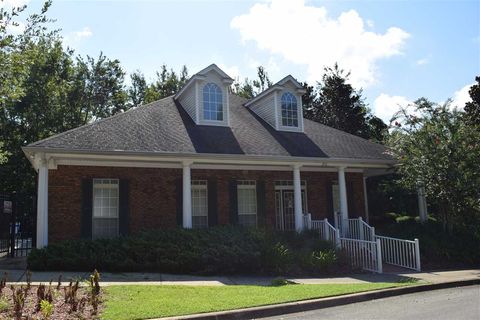 A home in TALLAHASSEE