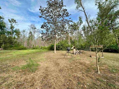 Tiny photo for 3945 Calle De Santos Road, Tallahassee, FL 32311 (MLS # 399427)