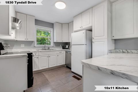 Tiny photo for 1830 Tyndall Drive, Tallahassee, FL 32304 (MLS # 399176)