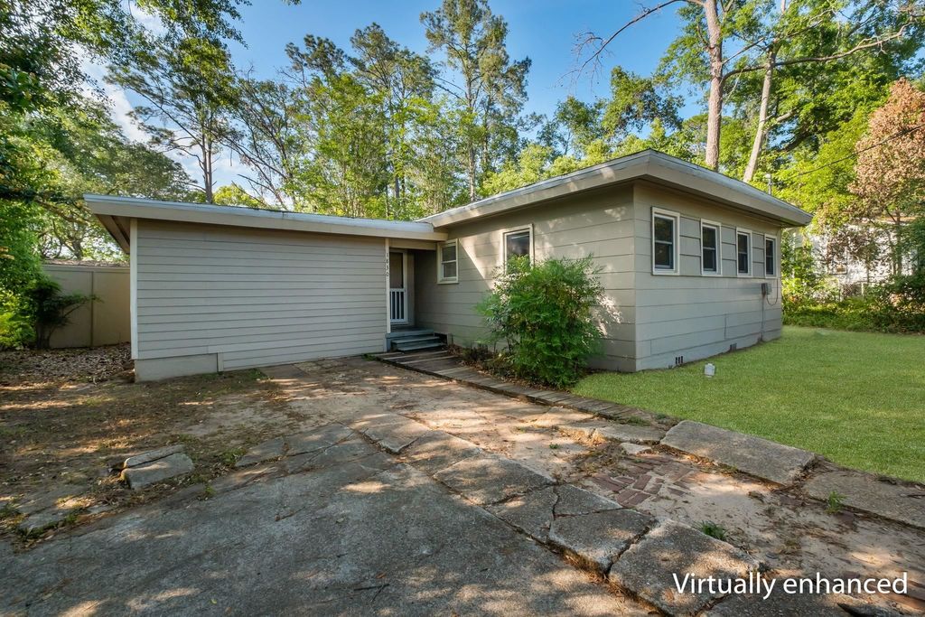 Photo of 1830 Tyndall Drive, Tallahassee, FL 32304 (MLS # 399176)