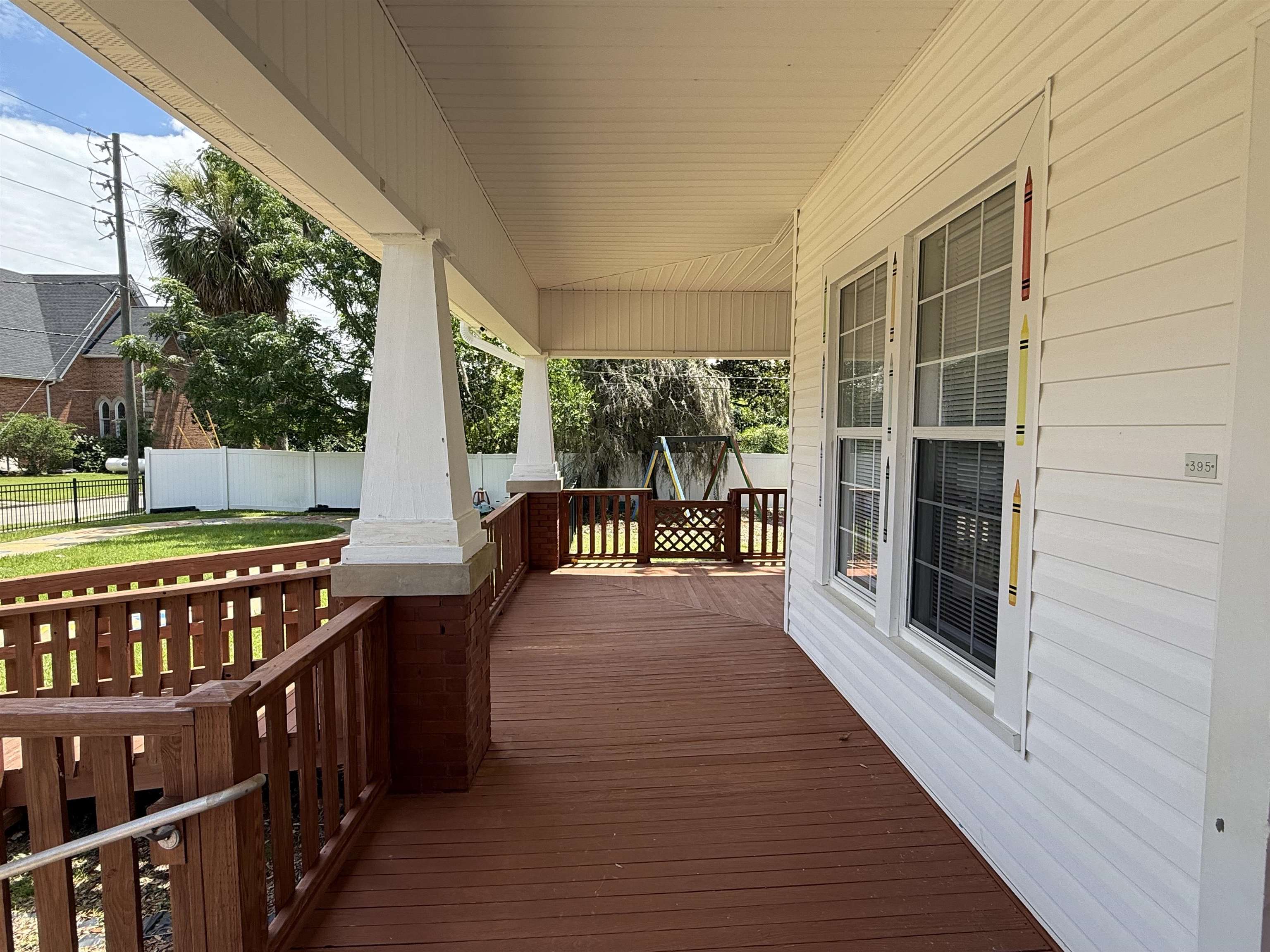 395 W Palmer Mill Road