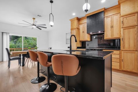 Tiny photo for 1406 Daniels Street, Tallahassee, FL 32310 (MLS # 395357)