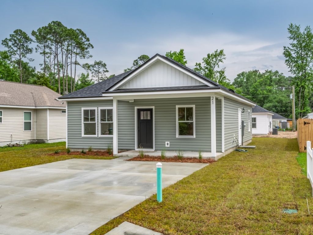 Photo of 217 Broken Bow Trail, Crawfordville, FL 32327 (MLS # 400222)
